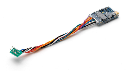 Decoder with load compensation<br /><a href='images/pictures/Roco/10745.jpg' target='_blank'>Full size image</a>